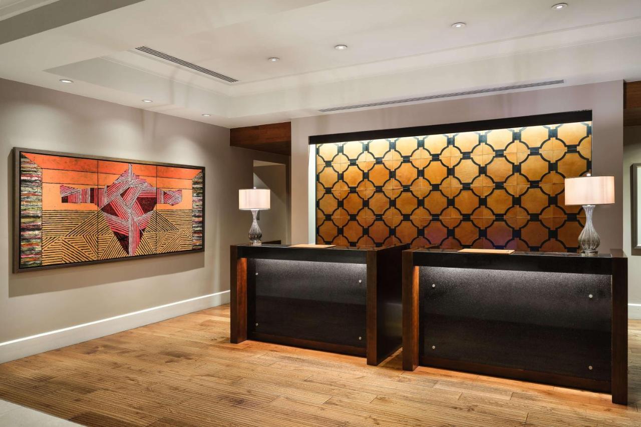 Bristol Panama, A Registry Collection Hotel Exteriör bild The lobby of the Four Seasons Hotel, London