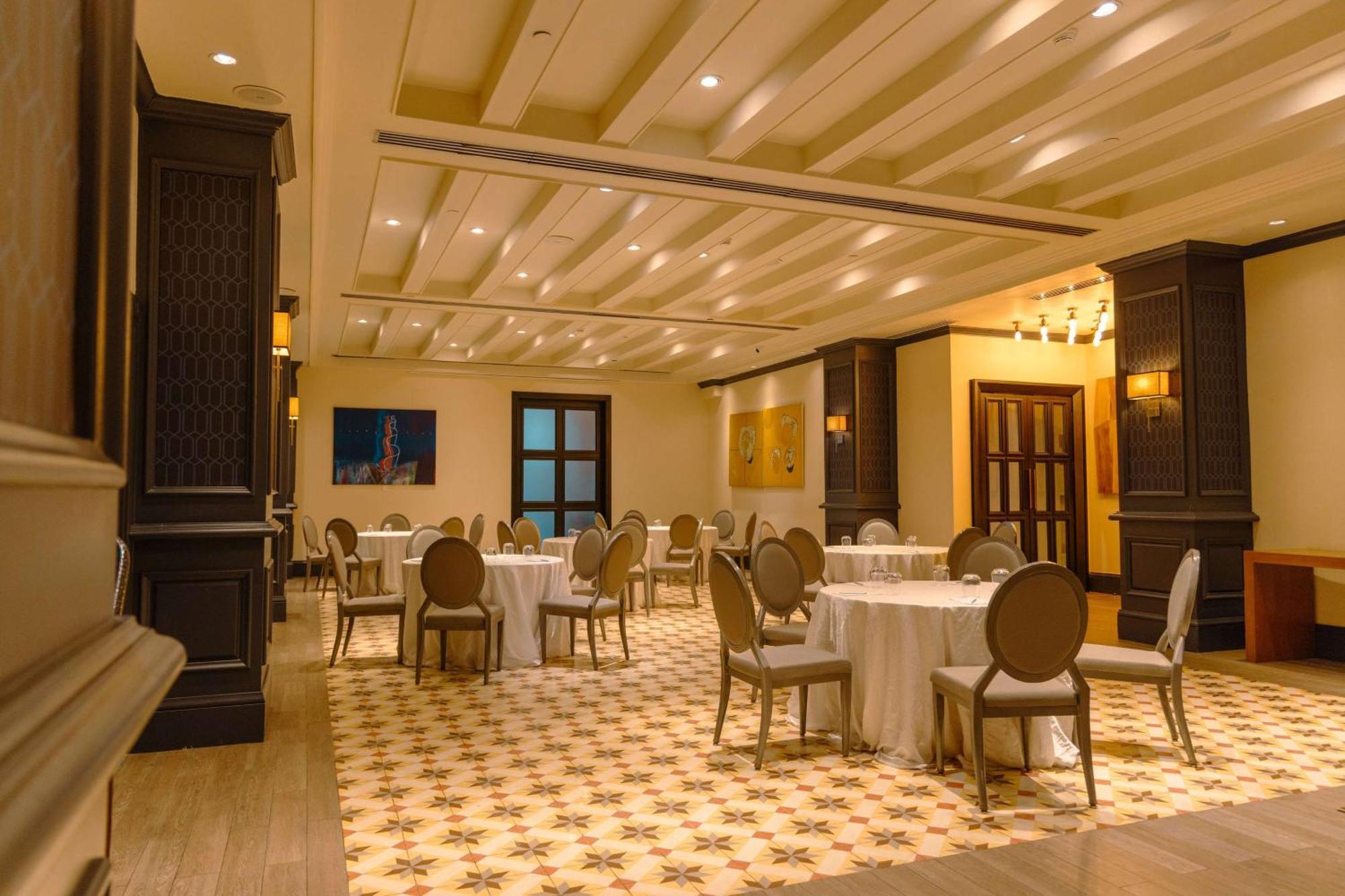 Bristol Panama, A Registry Collection Hotel Exteriör bild The Imperial, New Delhi