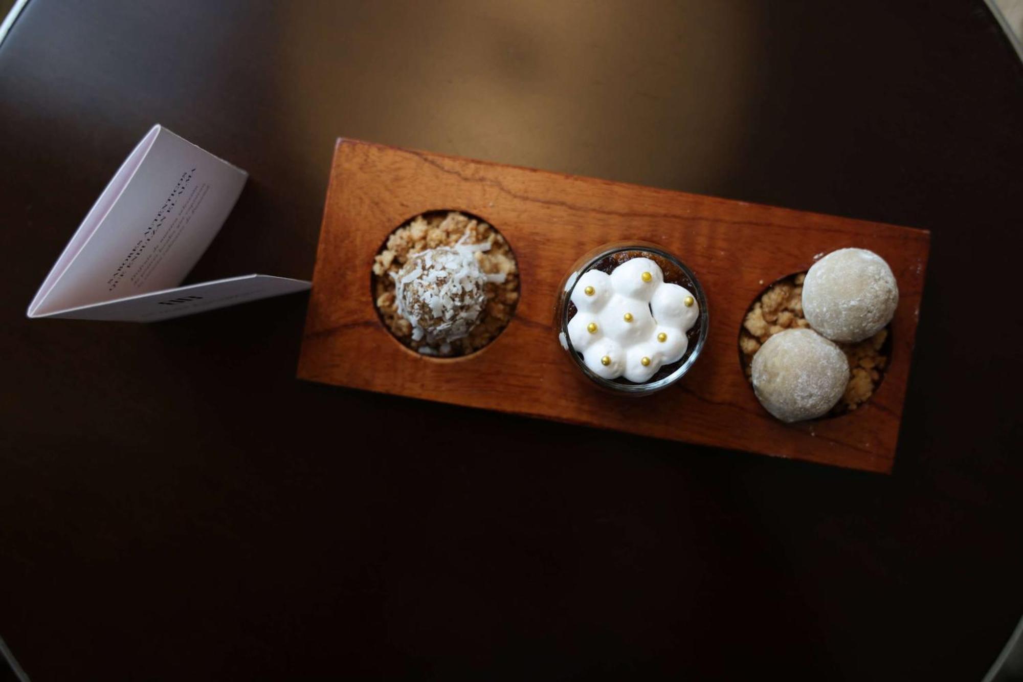 Bristol Panama, A Registry Collection Hotel Exteriör bild A selection of dim sum at a restaurant in San Francisco