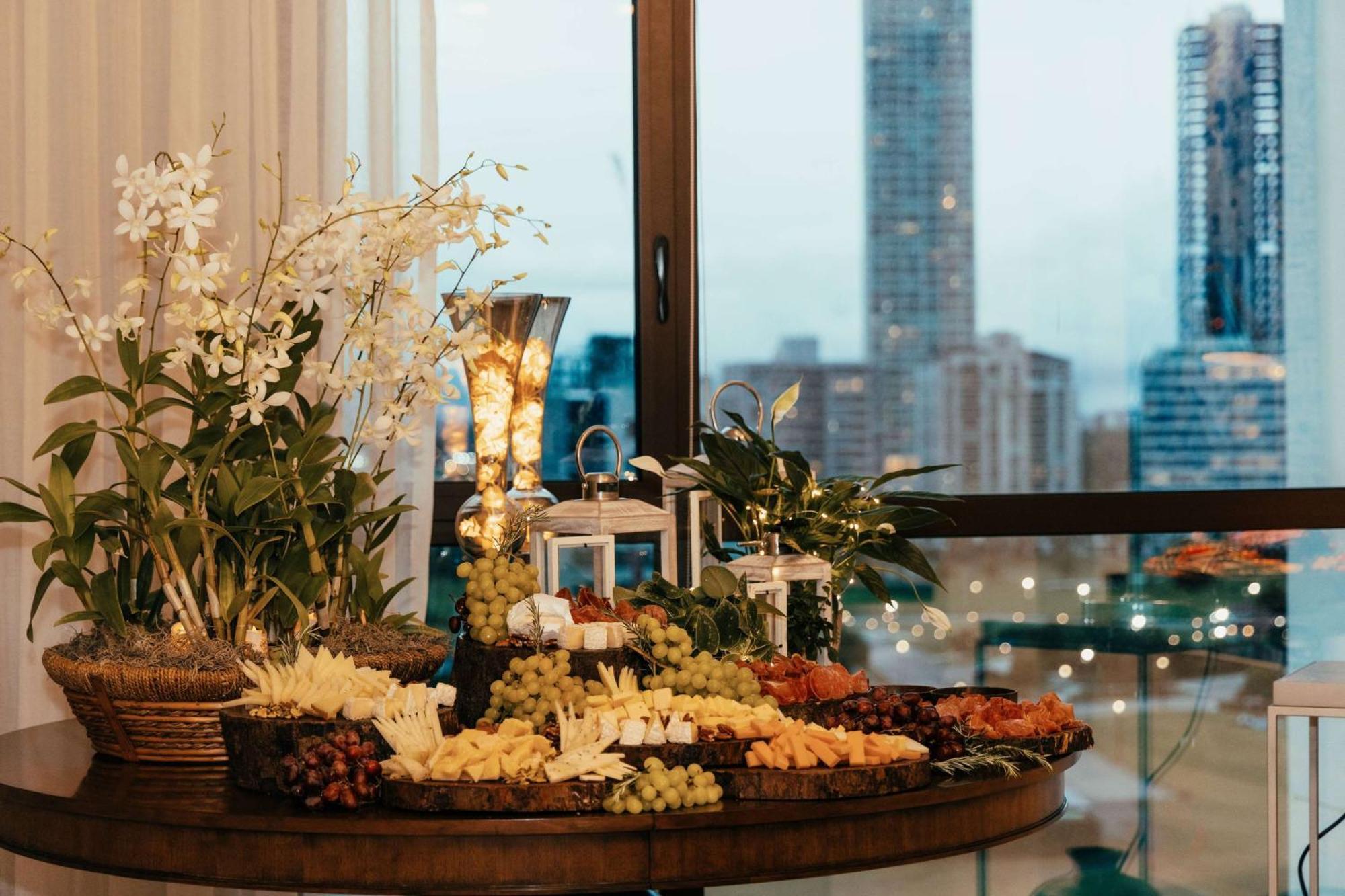 Bristol Panama, A Registry Collection Hotel Exteriör bild A Shabbat table